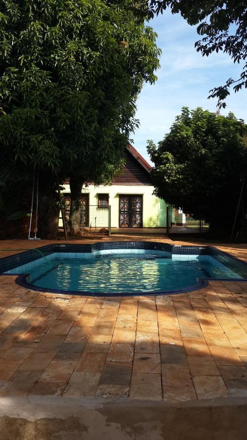 Casa Folks - Bed And Breakfast Puerto Iguazú Extérieur photo