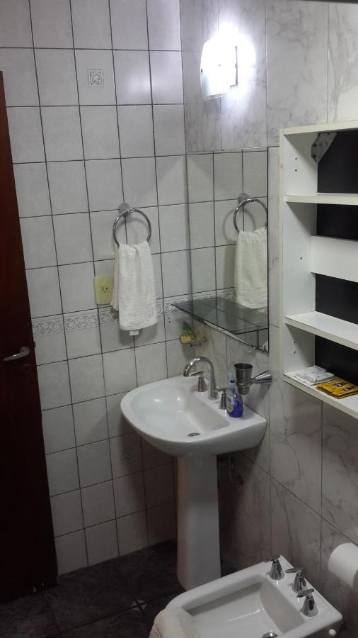 Casa Folks - Bed And Breakfast Puerto Iguazú Extérieur photo