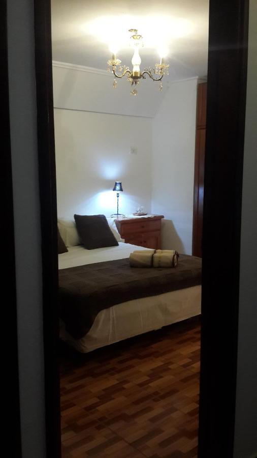 Casa Folks - Bed And Breakfast Puerto Iguazú Extérieur photo